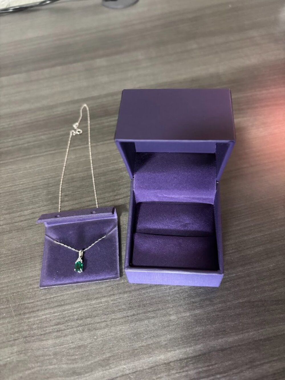 Oval Lab-Created Emerald and White Sapphire Tri-Sides Pendant (box included) - Picture 4 of 5